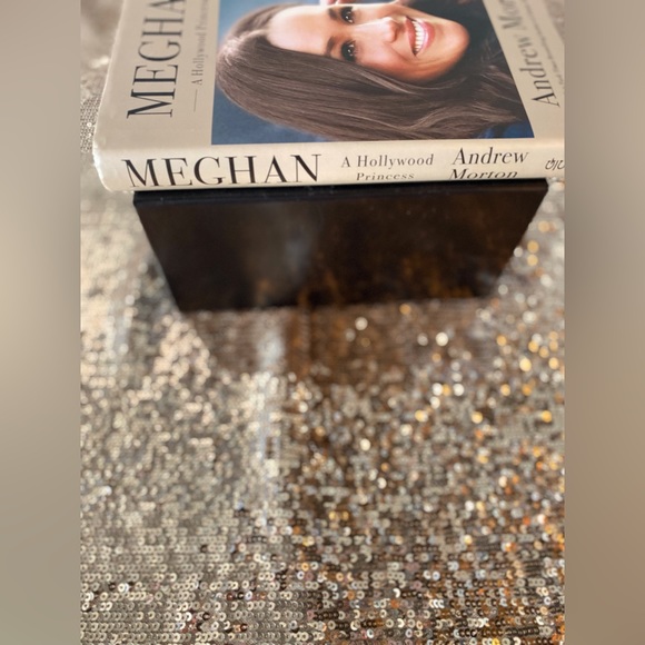 Meghan A Hollywood Princess by Andrew Morton - Picture 4 of 4
